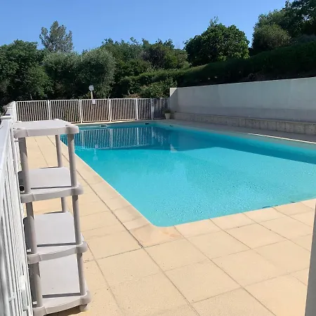 A 10Mn De La Plage!! Cavalaire-sur-Mer Exterior photo